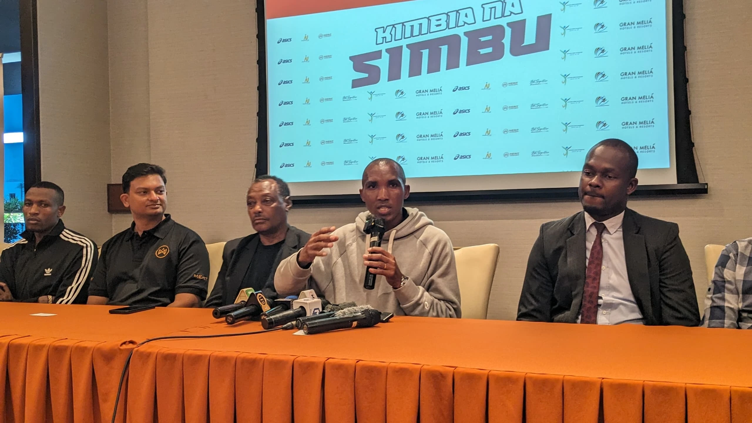Bingwa wa dunia wa mbio za riadha za Tokyo, Japan mwaka 2025 aliyeshinda medali ya dhahabu. Felix Simbu, akizungumzia ndoto yake ya kujenga Athletics Sports Complex katika Mkoa wa Arusha.