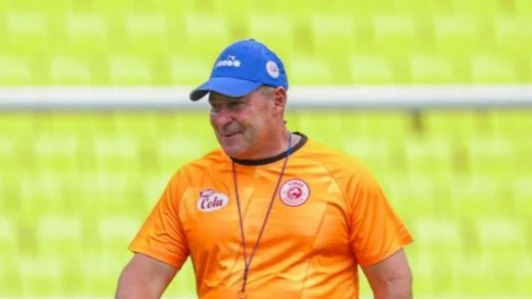Simba, head coach Steve Barker