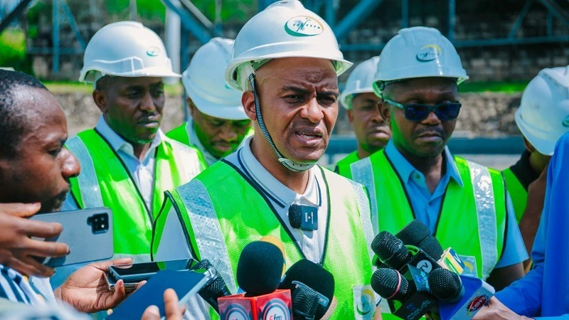 ‎Mkurugenzi Mtendaji wa Shirika la Umeme Tanzania (TANESCO), Lazaro Twange.