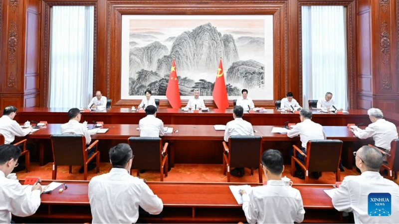 i Xi, a member of the Standing Committee of the Political Bureau of the Communist Party of China (CPC) Central Committee and secretary of the CPC Central Commission for Discipline Inspection (CCDI), 