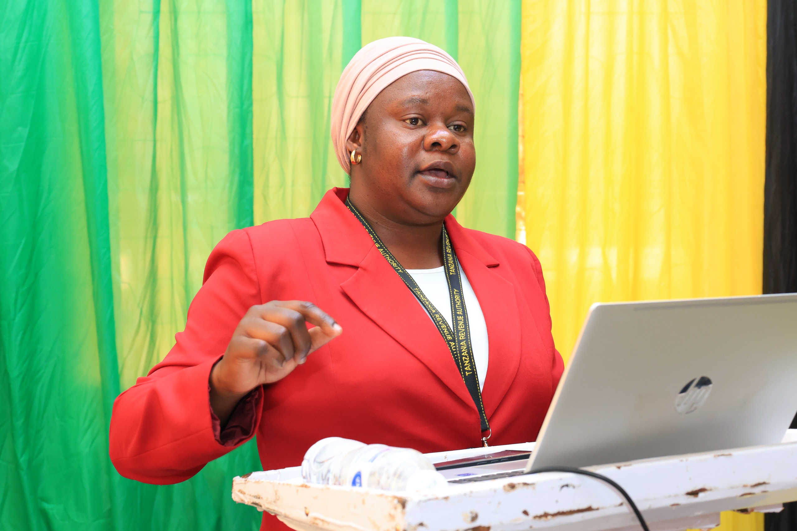 Afisa Elimu kwa Mlipakodi na Mawasiliano wa TRA, Yusta Kaunda.